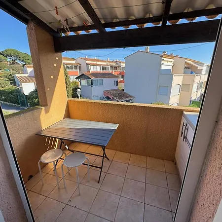 T2 Avec Piscine Et Parking Privatif Au Cap D'agde, Ideal Pour 4 Personnes - Fr-1-749-72 דירה