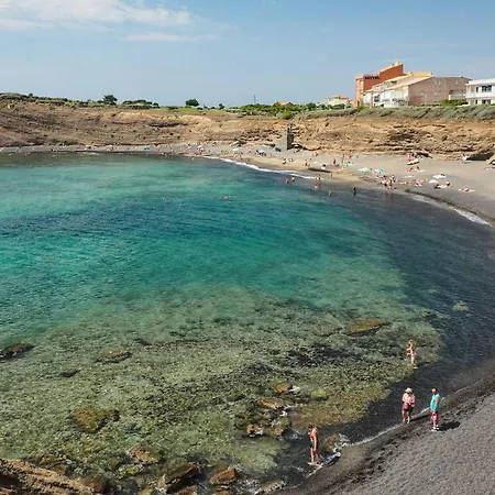 T2 Avec Piscine Et Parking Privatif Au Cap D'agde, Ideal Pour 4 Personnes - Fr-1-749-72 *